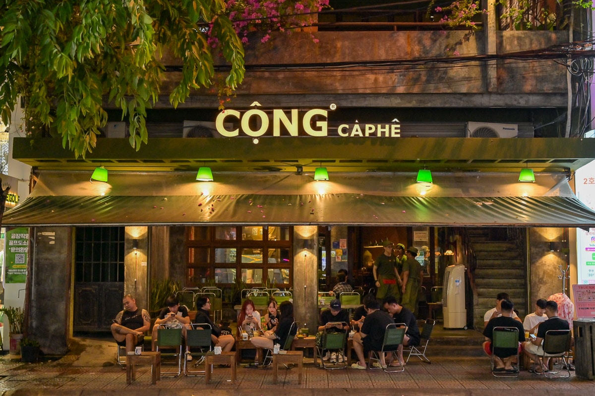 峴港自由行|久違越共咖啡Cộng Cà Phê 風韻十足的椰子咖啡 - 第3張圖