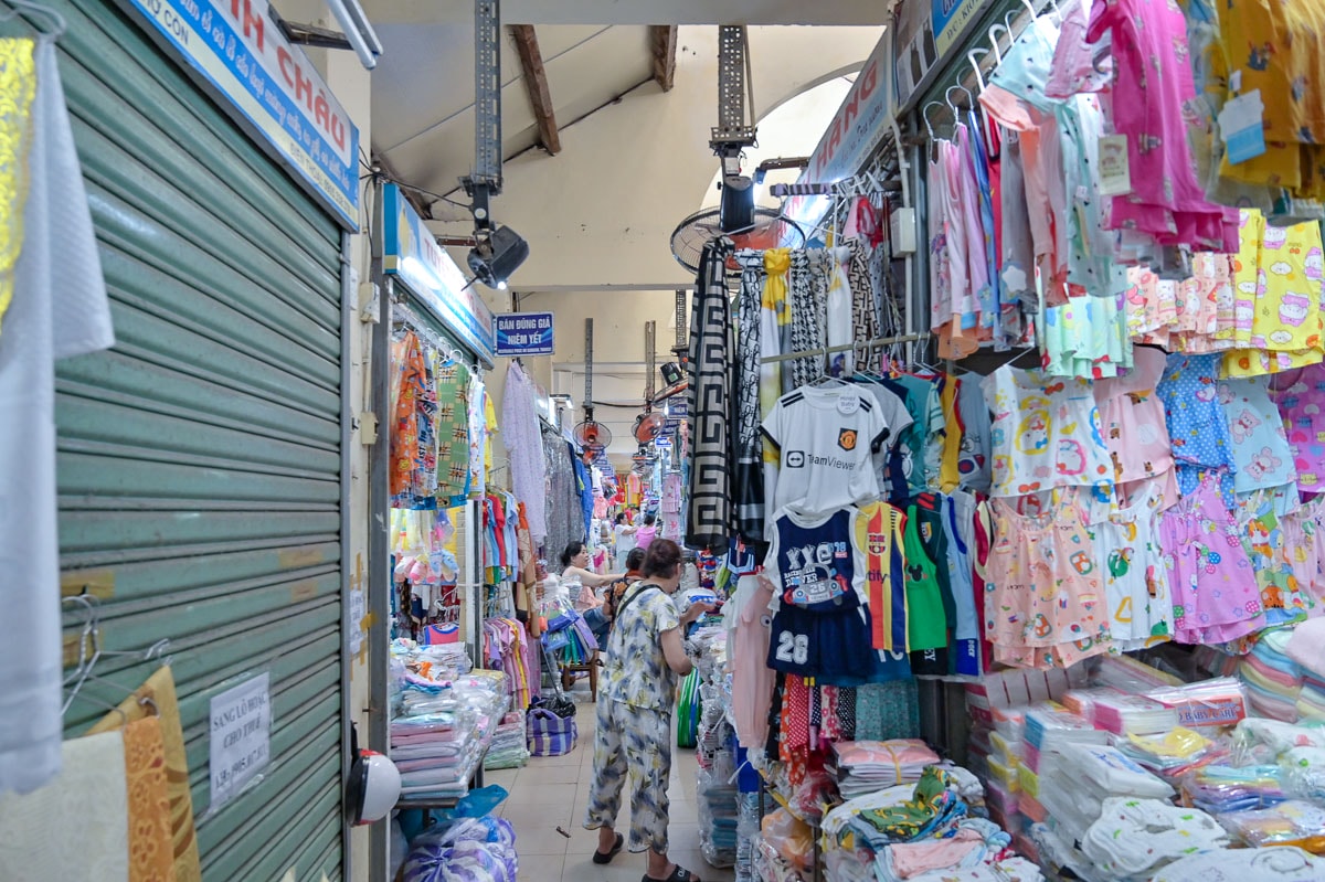 峴港自由行|走趟傳統功市場 什麼都有,體驗超擁擠又美味的道地小吃 - 第12張圖