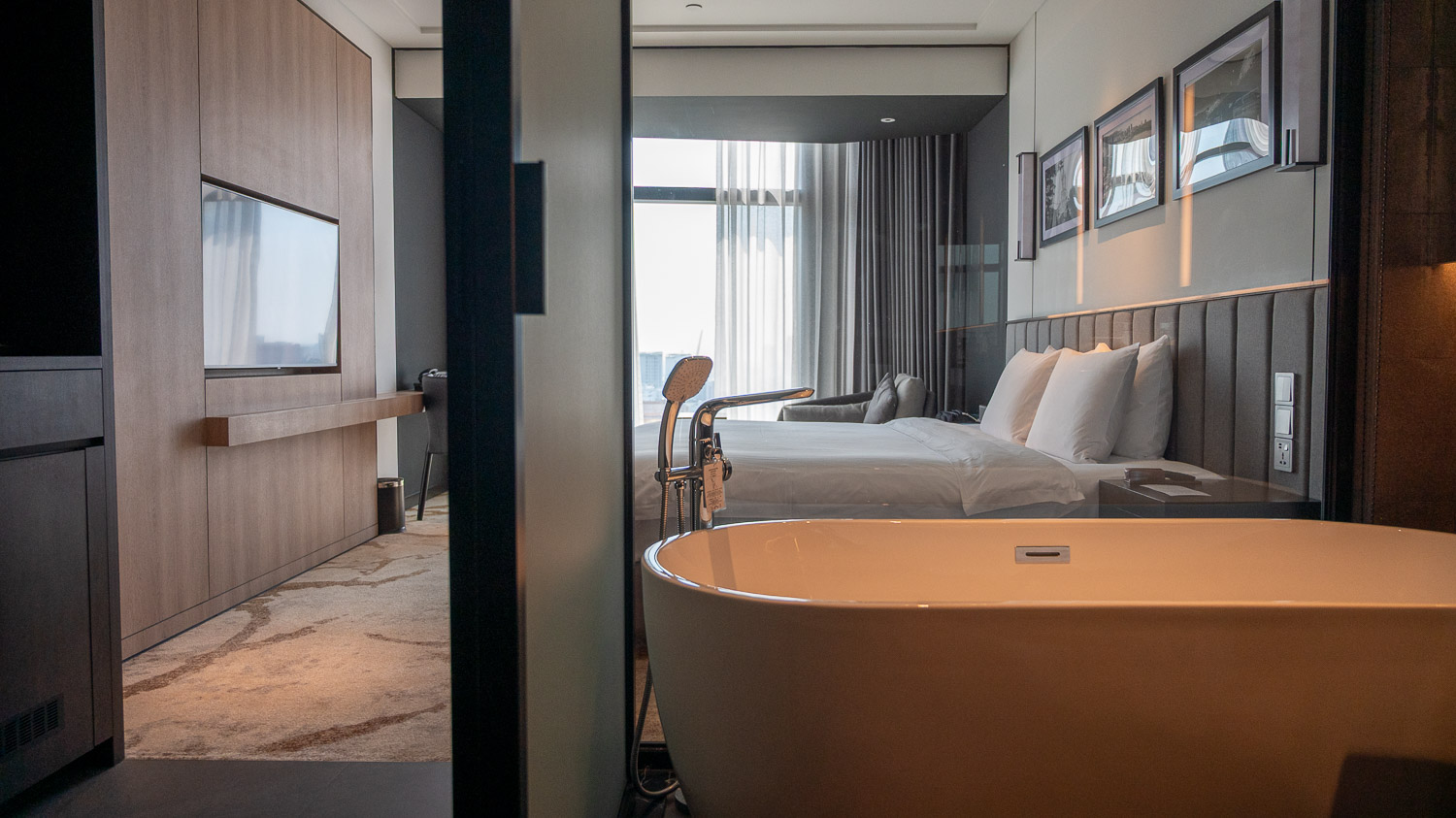 峴港自由行| Crowne Plaza Danang City Centre 從機場看到海的視野 一幅最平靜的城市風景 - 第13張圖 峴港自由行| Crowne Plaza Danang City Centre 從機場看到海的視野 一幅最平靜的城市風景