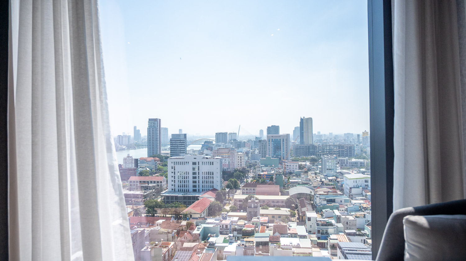 峴港自由行| Crowne Plaza Danang City Centre 從機場看到海的視野 一幅最平靜的城市風景 - 第4張圖 峴港自由行| Crowne Plaza Danang City Centre 從機場看到海的視野 一幅最平靜的城市風景