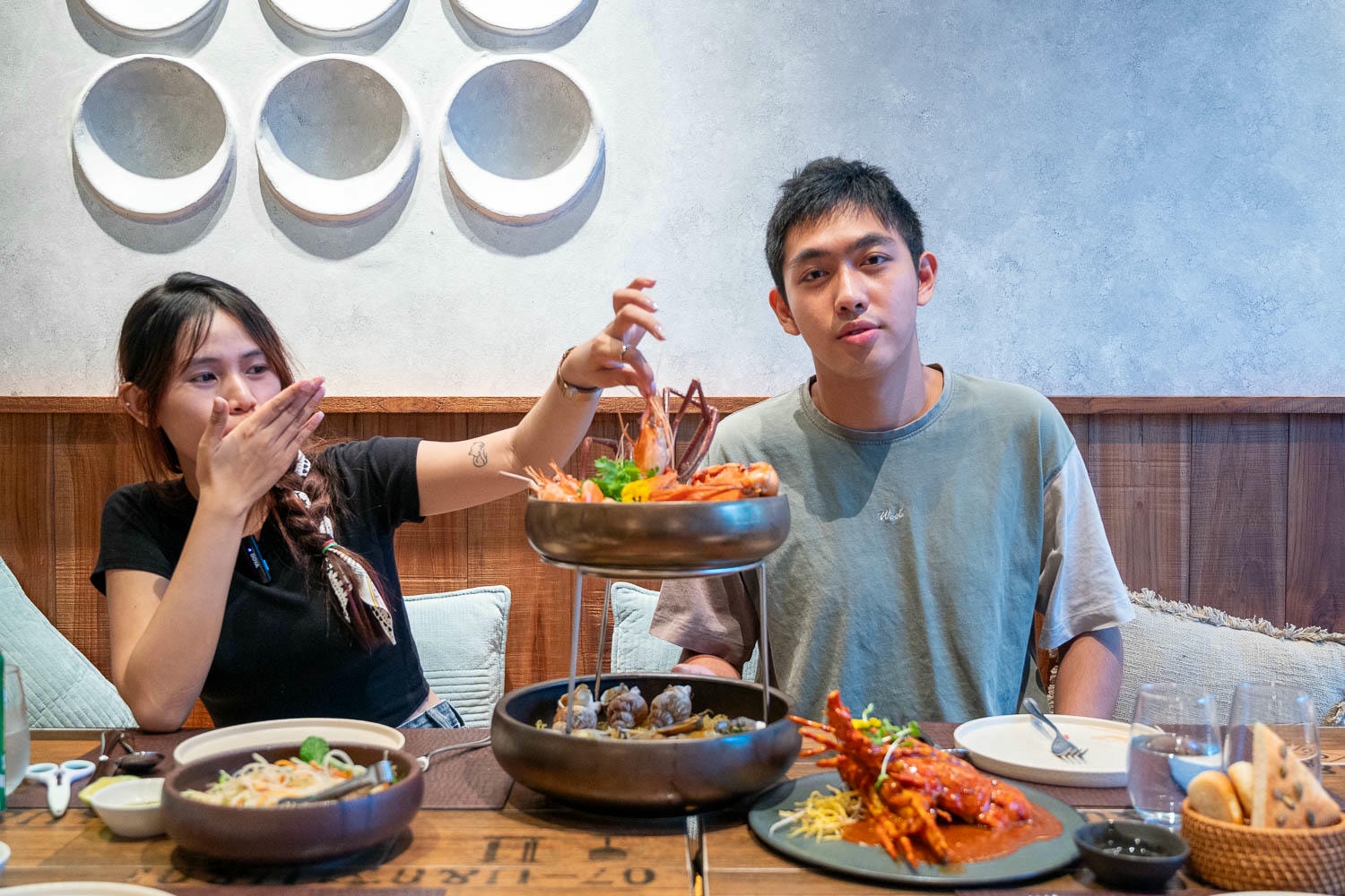 峴港自由行|All Season Buffet 龍蝦吃到飽慢食 好食 優雅地品嚐最豪邁海鮮大餐 - 第1張圖