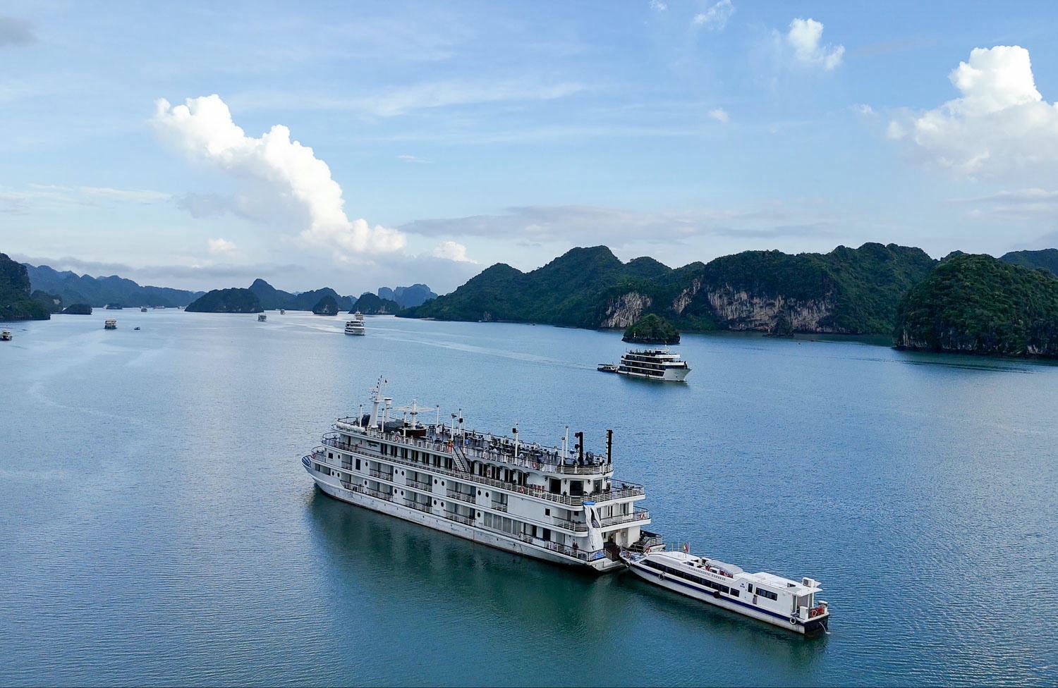 下龍灣自由行|Ambassador Cruise國賓大使號悠遊蘭夏灣被遺忘的天堂 - 第6張圖