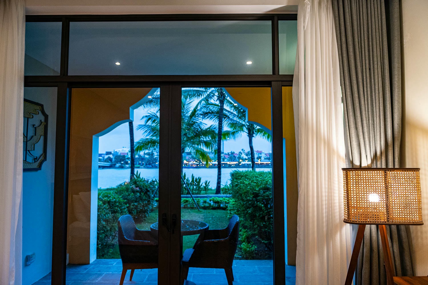 會安自由行|沈浸印象會安秀情境 古鎮特色飯店Hoi An Memories Resort & Spa體驗夜遊船/放水燈/迷你秀 - 第25張圖