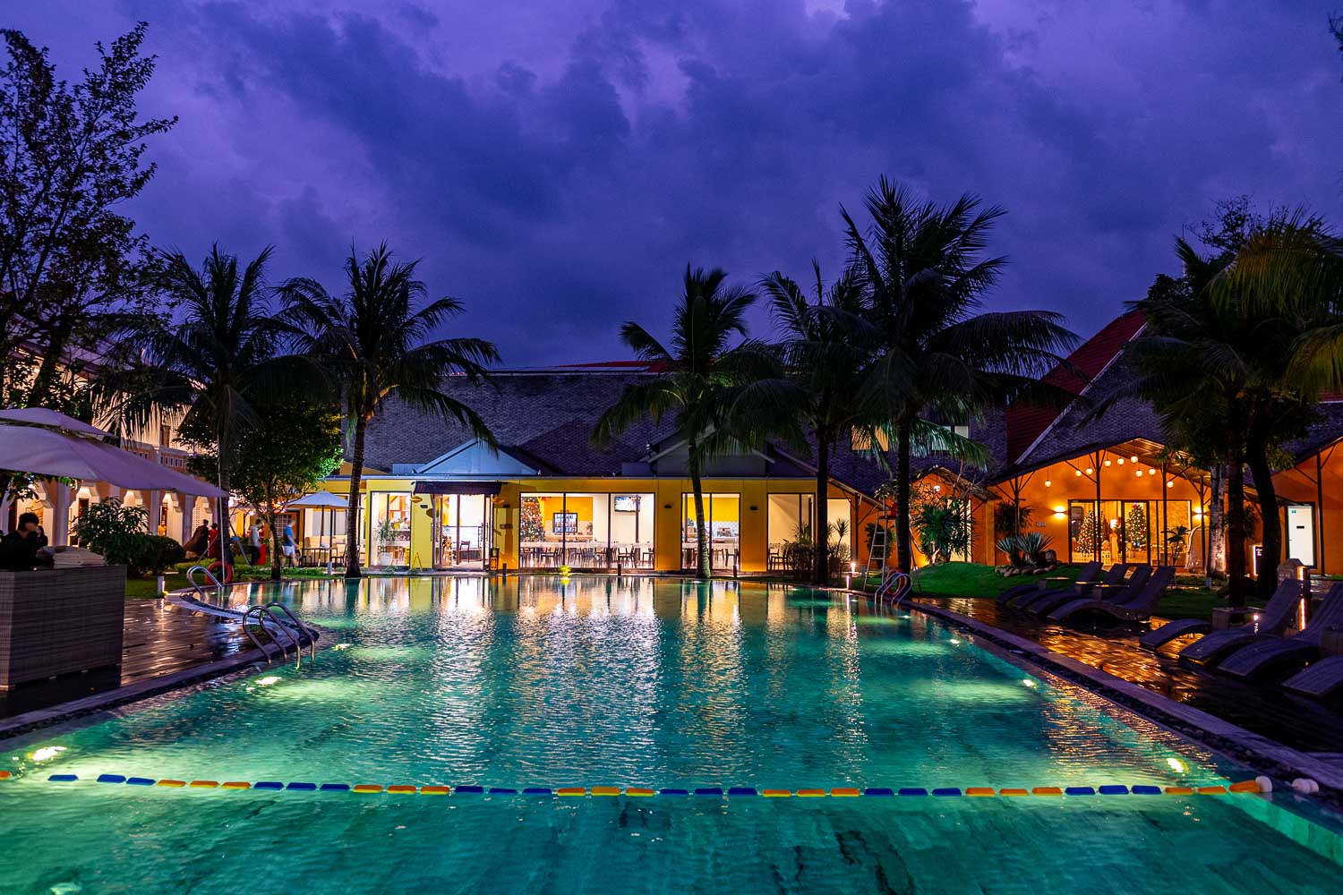 會安自由行|沈浸印象會安秀情境 古鎮特色飯店Hoi An Memories Resort & Spa體驗夜遊船/放水燈/迷你秀 - 第11張圖