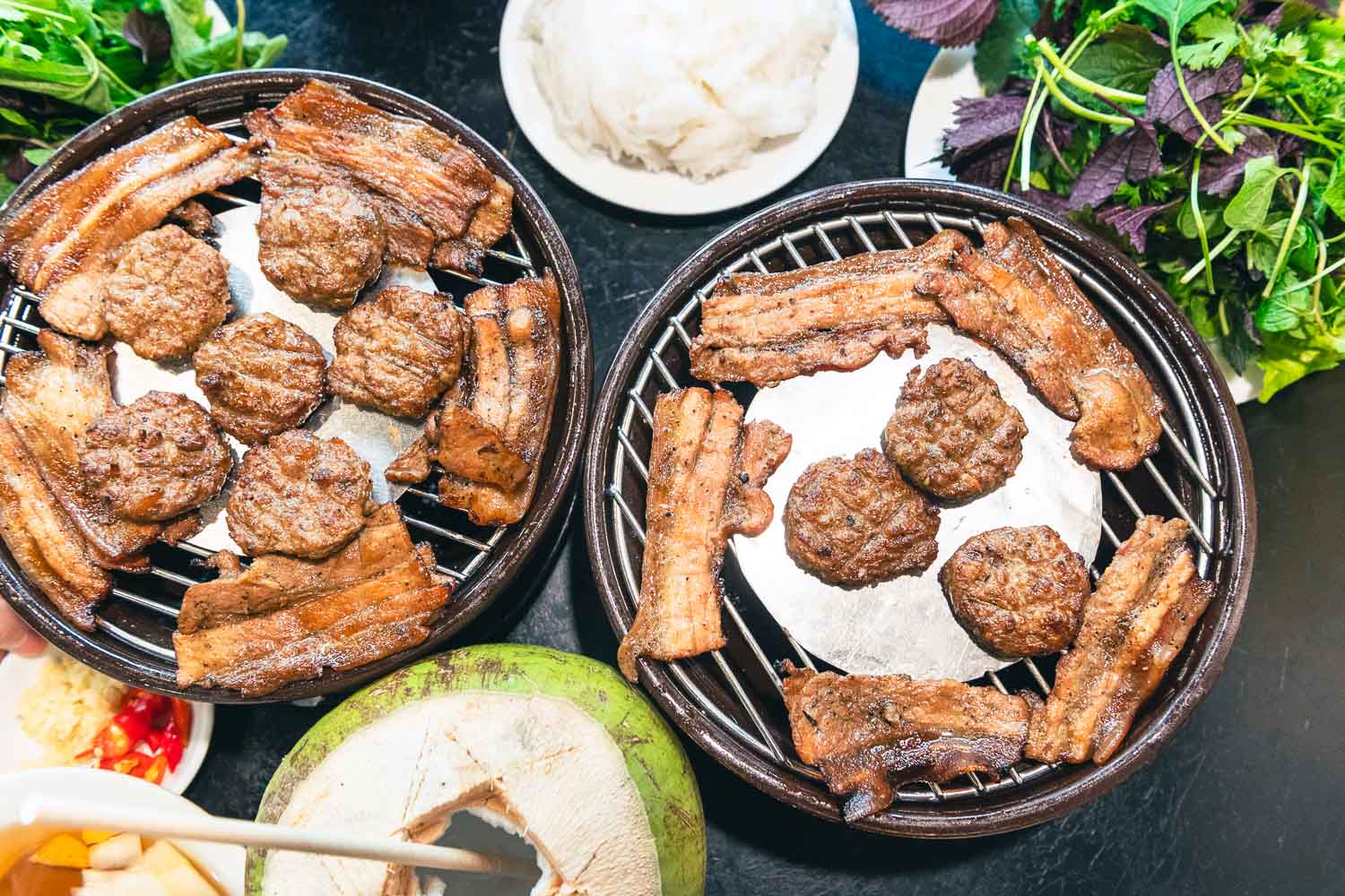 河內自由行|連CNN都推薦!不容錯過的經典小吃,Quán Nem的Bún Chả經典魅力 - 第13張圖