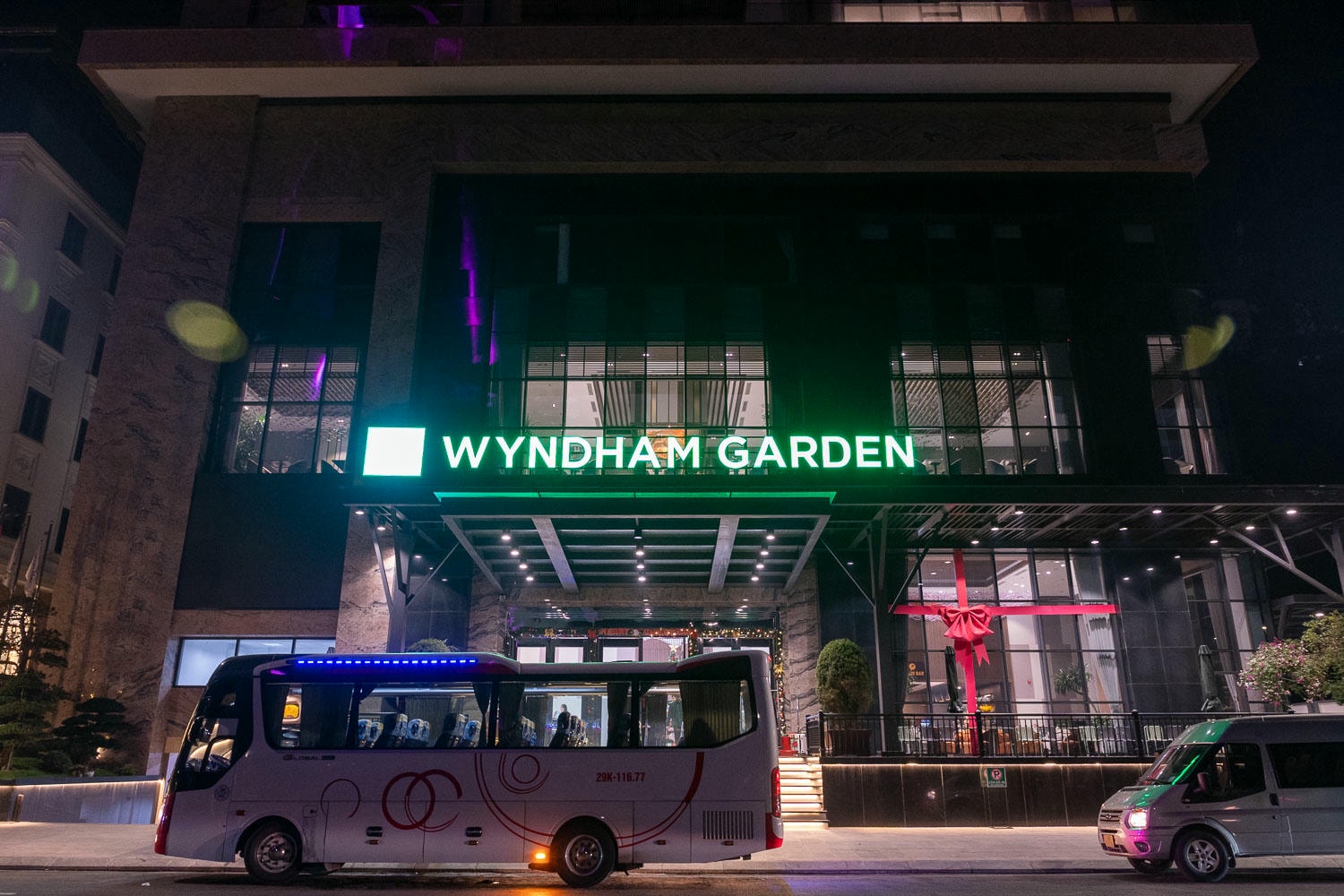 下龍灣自由行|WYNDHAM GARDEN纜車眼前過,離國際碼頭最近的飯店 - 第4張圖