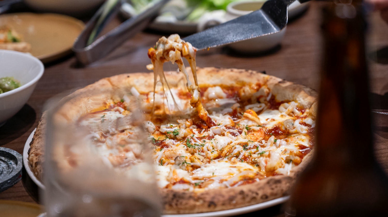 河內人氣餐廳Pizza 4P’s Lotte West Lake,品味手工現烤披薩與享受放鬆時光 - 第20張圖