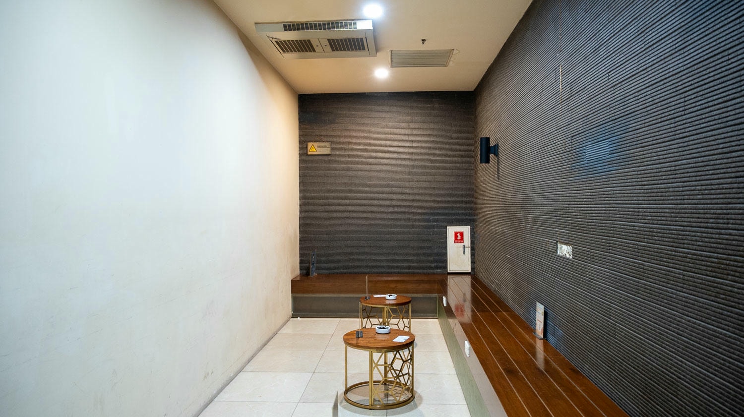 河內內排國際機場蓮花貴賓室絕佳窗景欣賞飛機起降,Lotus Lounge舒適放鬆空間享受豐盛美食飲料 - 第19張圖