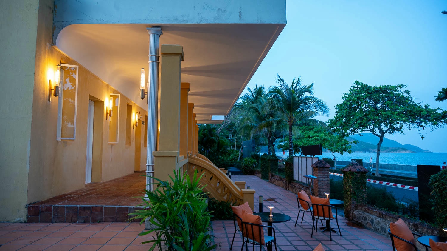 浪漫破表!崑崙島穿越百年建築,The Secret Restaurant譜出曖昧香氣及美味邂逅的美食餐桌 - 第18張圖