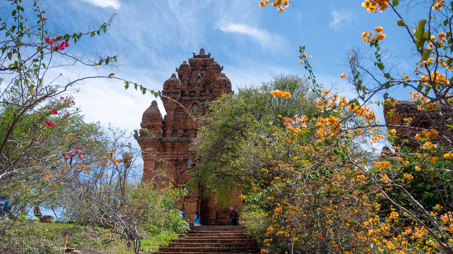 潘郎必遊占婆塔Tháp Chàm Phan Rang (Panduranga):靜佇千年的文化慢旅,有點曬、有點遠,值得一遊的文化洗禮 - 第5張圖