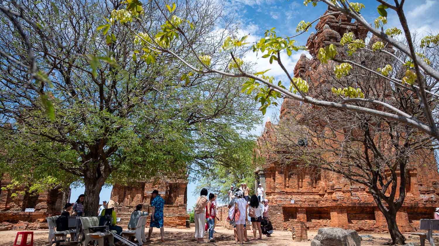 潘郎必遊占婆塔Tháp Chàm Phan Rang (Panduranga):靜佇千年的文化慢旅,有點曬、有點遠,值得一遊的文化洗禮 - 第7張圖