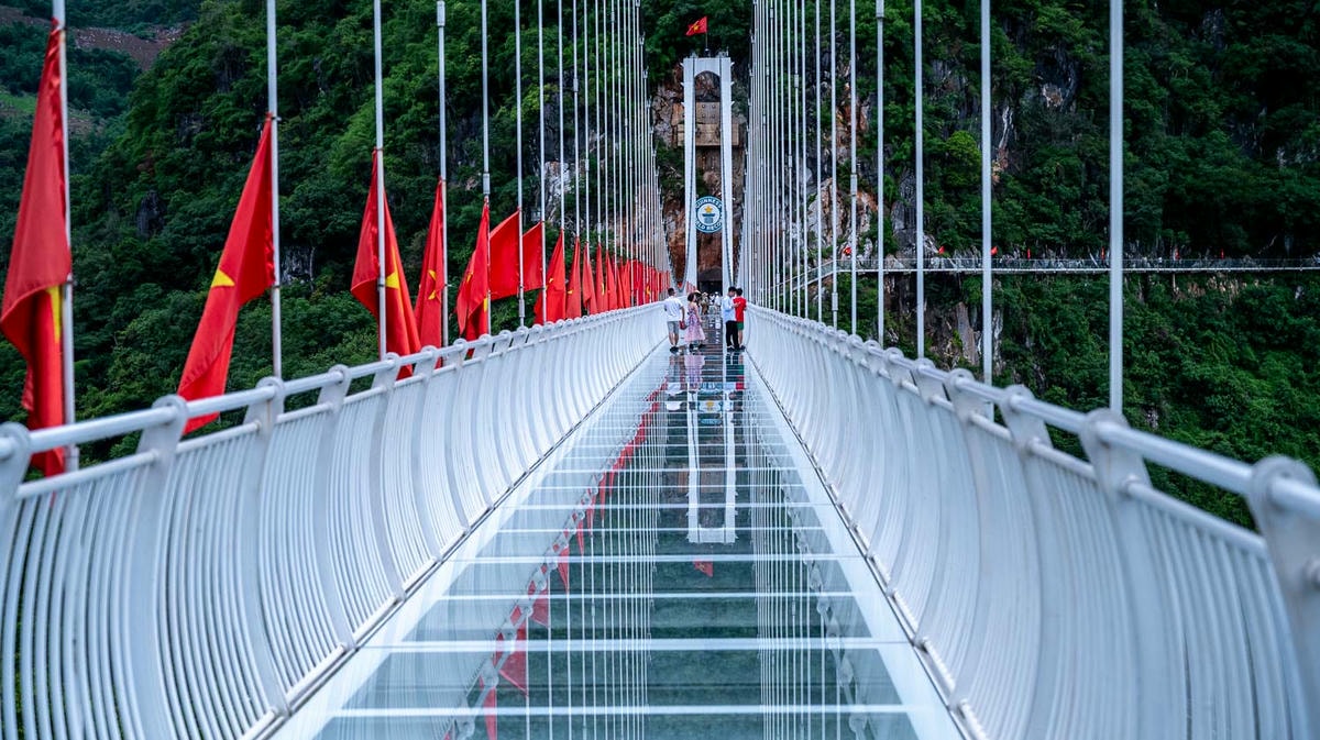 挑戰極限的天空步道!越南木州Bạch Long Glass Bridge世界最長的玻璃吊橋就在這裡! - 第8張圖