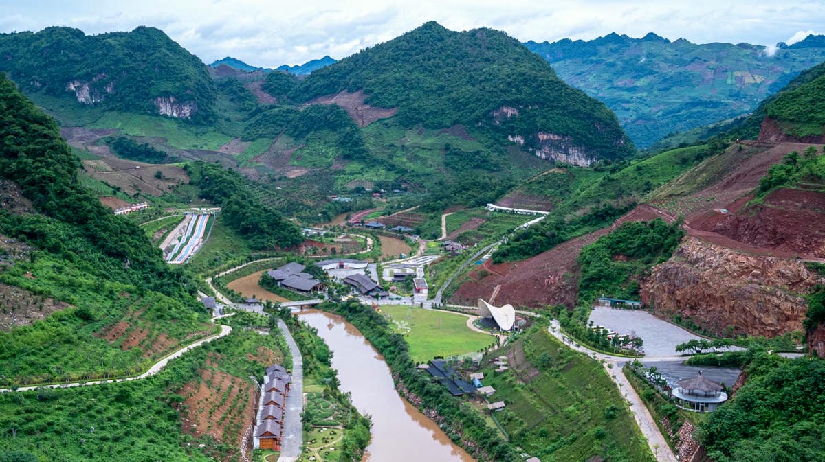 挑戰極限的天空步道!越南木州Bạch Long Glass Bridge世界最長的玻璃吊橋就在這裡! - 第13張圖