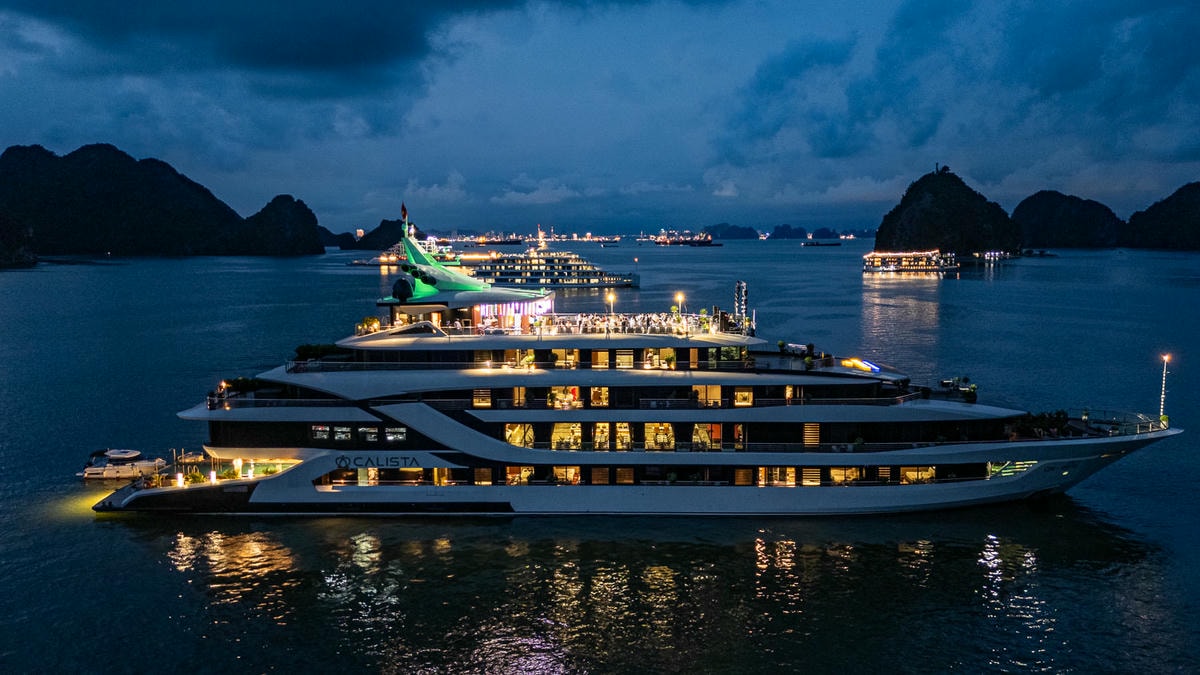 下龍灣度假超Chill|外型流線的Calista Cruise太懂旅人的心,經典航程中陽台就是最美的畫 - 第39張圖