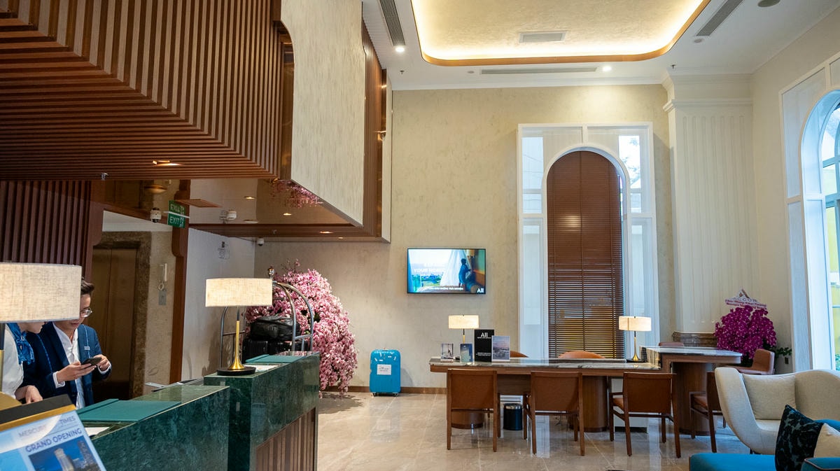 別說不提醒你!芽莊Mercure Hotel NHA TRANG床好睡但房好小,入住心得真心話不藏私 - 第4張圖