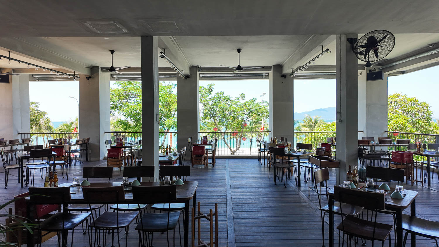 芽莊必訪海邊餐廳!Cá Bay 最撩人的桌邊料理秀+無敵海景,視覺與味蕾通通爆擊! - 第6張圖