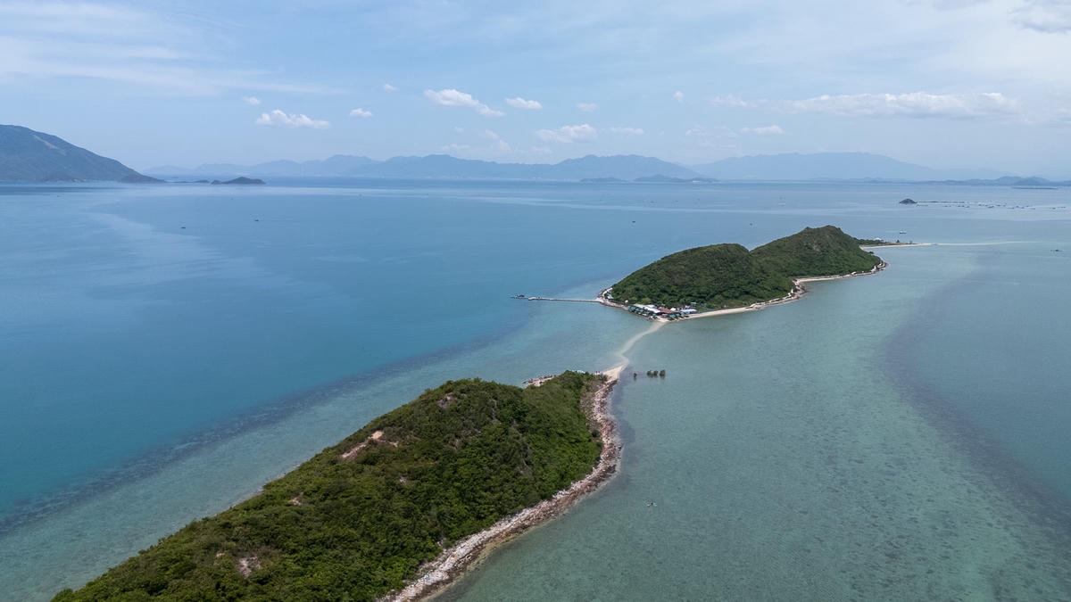 越南隱藏版離島秘境!疊山島一日遊攻略,最夢幻海上步道踏浪,透明海水完全是美拍天堂! - 第11張圖