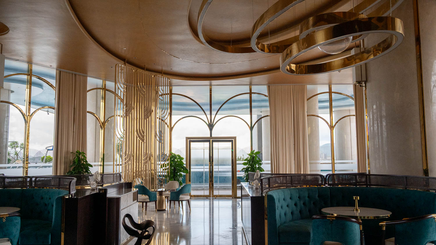 下龍灣麗笙藍標飯店享受金碧輝煌奢華體驗,Radisson Blu Hotel Halong靜享金色魅力時光 - 第19張圖
