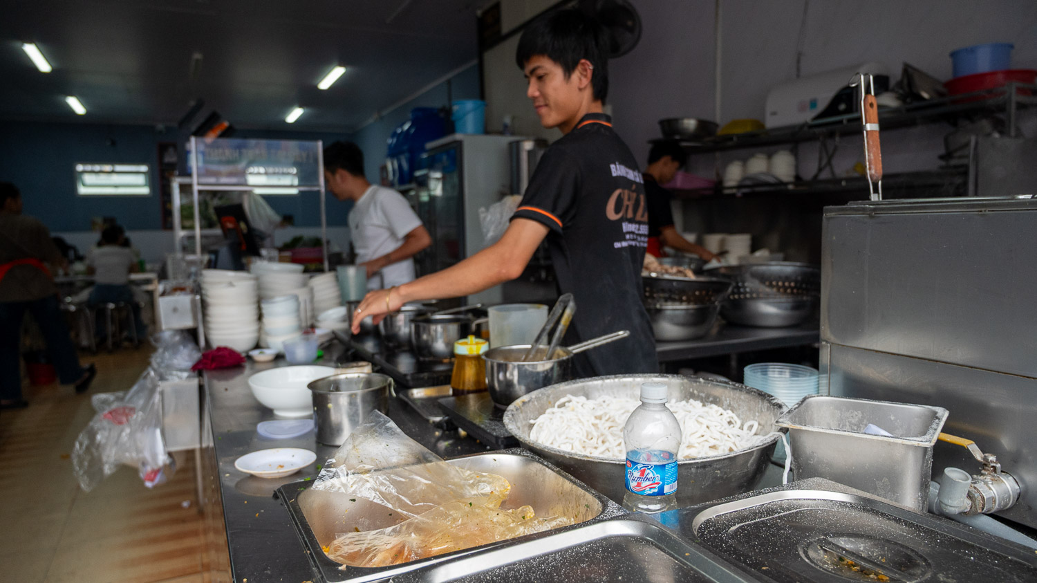 大叻私房推薦小吃 Bánh Canh Cá Lóc Chú La,湯鮮味美超滿足,暖胃暖心的的在地美食! - 第4張圖