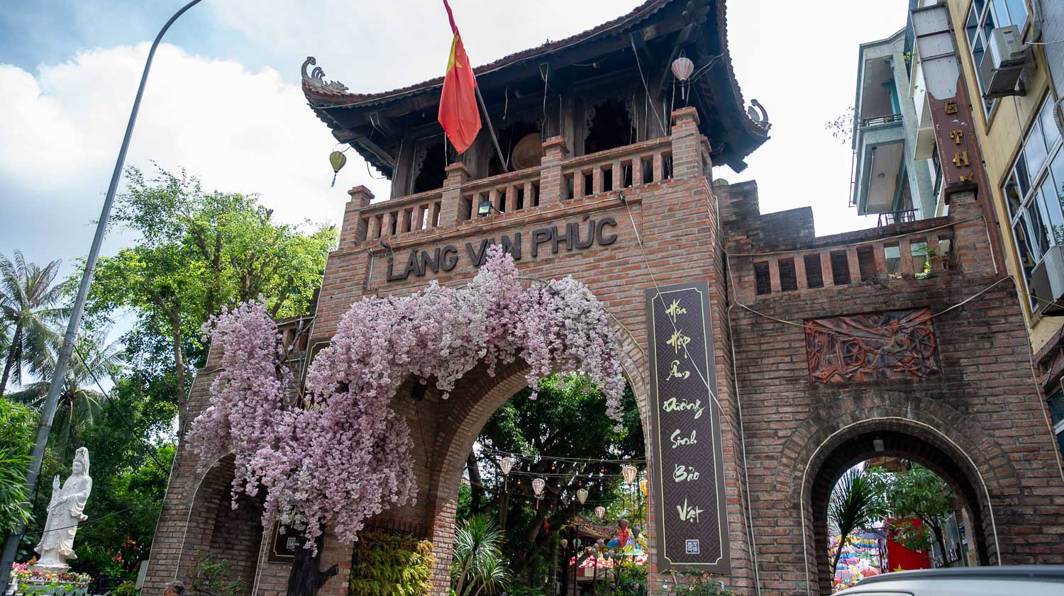 漫步萬福絲綢村|從古老織布聲到時尚絲綢街,河內最柔美的傳統工藝記憶 - 第3張圖