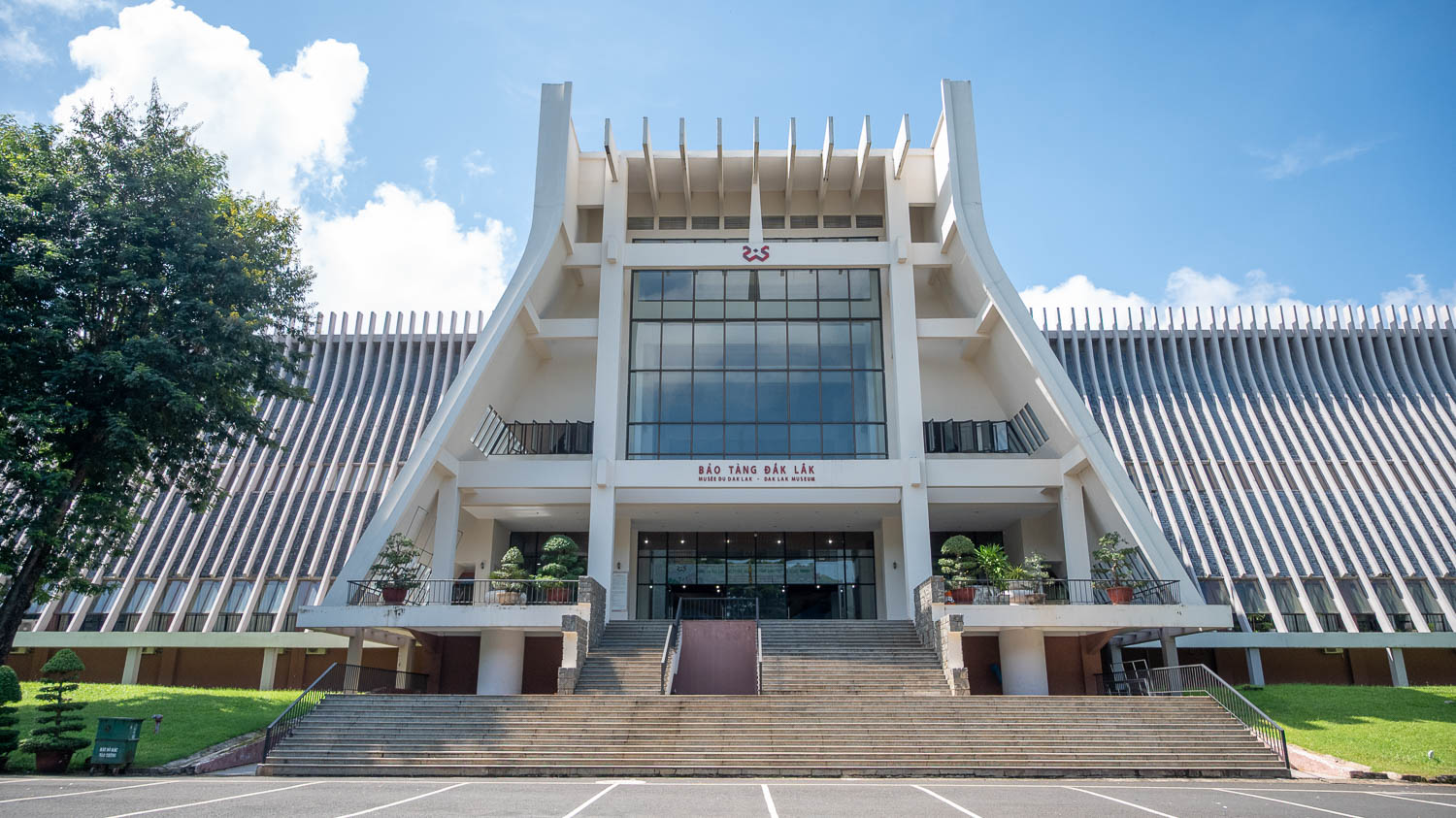 一座博物館,兩段時光!邦美蜀保大宮與多樂博物館的時空漫遊,從帝王行宮到文化殿堂 - 第5張圖