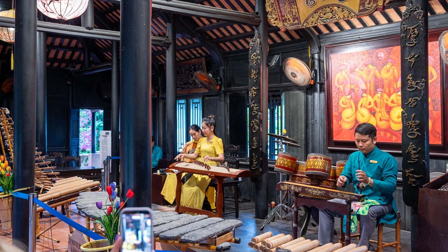 芽莊五指岩奇岩秘境 Hòn Chồng|傳說巨人留手印,最療癒海岸,海風、岩石與故事的交會 - 第10張圖