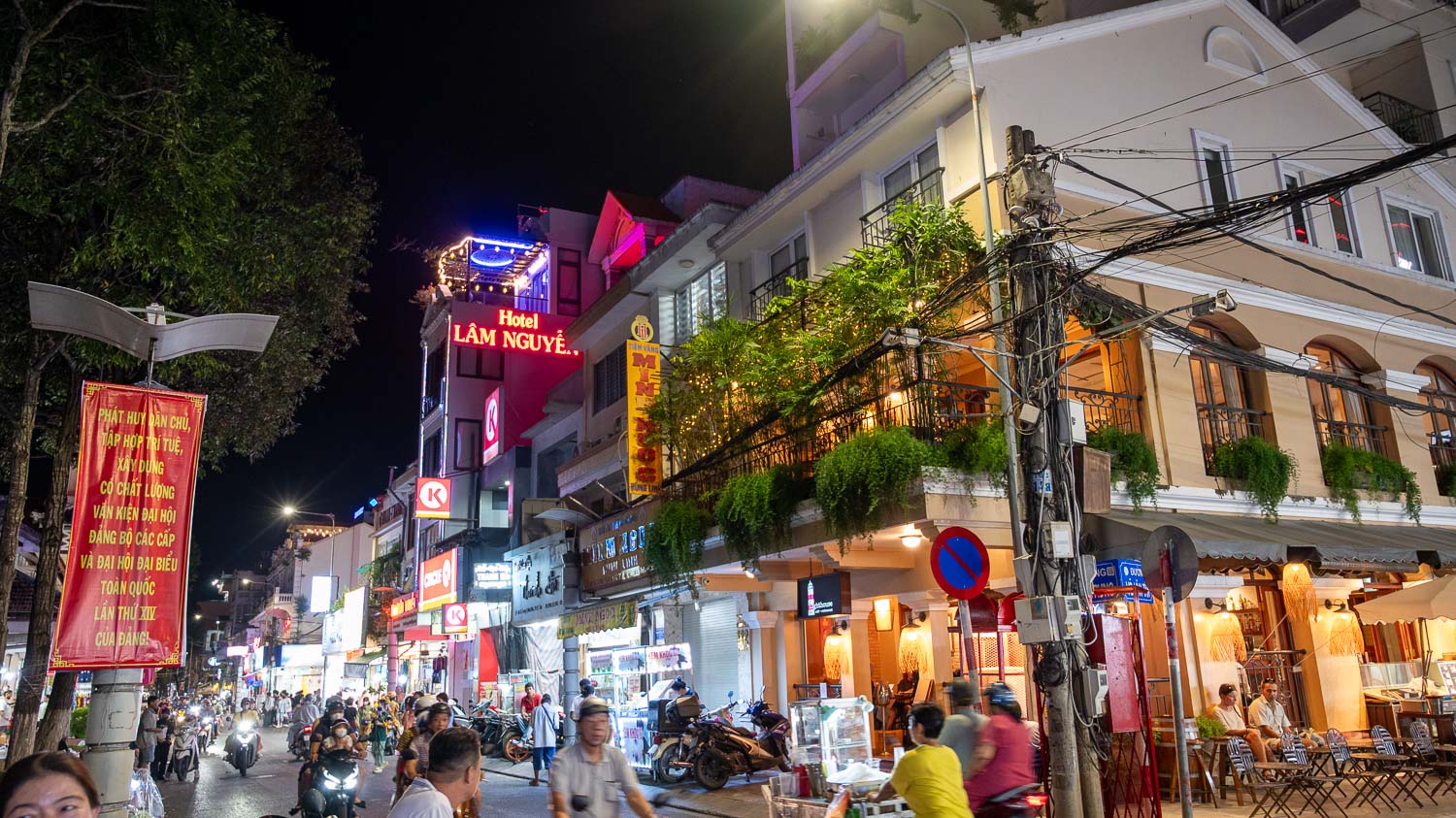 走進湄公河的心臟!芹苴寧橋9大必訪地標:從情人橋夜色到寧橋碼頭浪漫風光 - 第14張圖