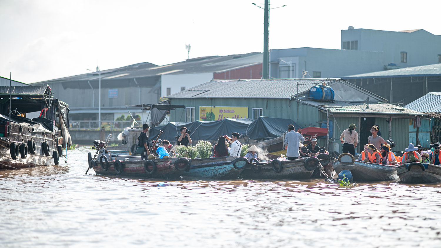 清晨限定的越南奇景 Cai Rang Floating Market!丐冷水上市場感受最真實的越南生活畫面 - 第4張圖