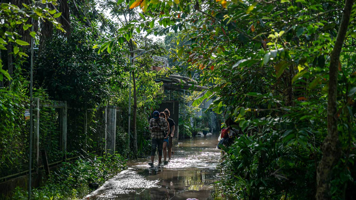 芹苴丐冷水上市場必訪 Lò Hủ Tiếu Sáu Hoài 體驗傳統米線,隱藏版創意Pizza現烤超香 - 第14張圖