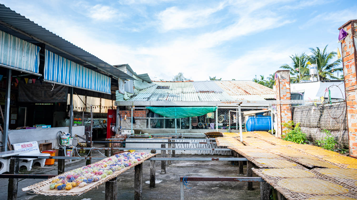 芹苴丐冷水上市場必訪 Lò Hủ Tiếu Sáu Hoài 體驗傳統米線,隱藏版創意Pizza現烤超香 - 第3張圖