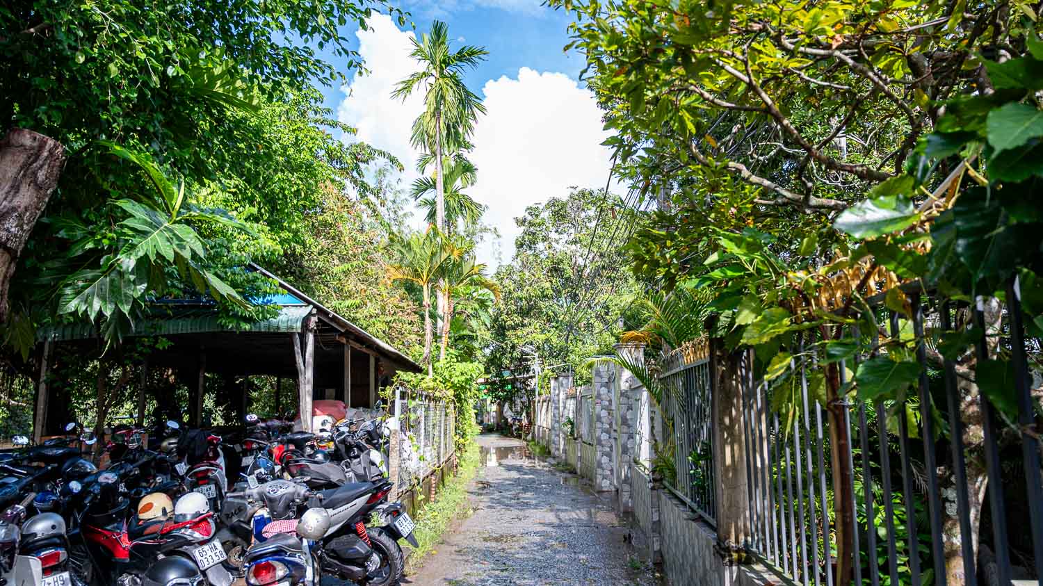 芹苴丐冷水上市場必訪 Lò Hủ Tiếu Sáu Hoài 體驗傳統米線,隱藏版創意Pizza現烤超香 - 第13張圖