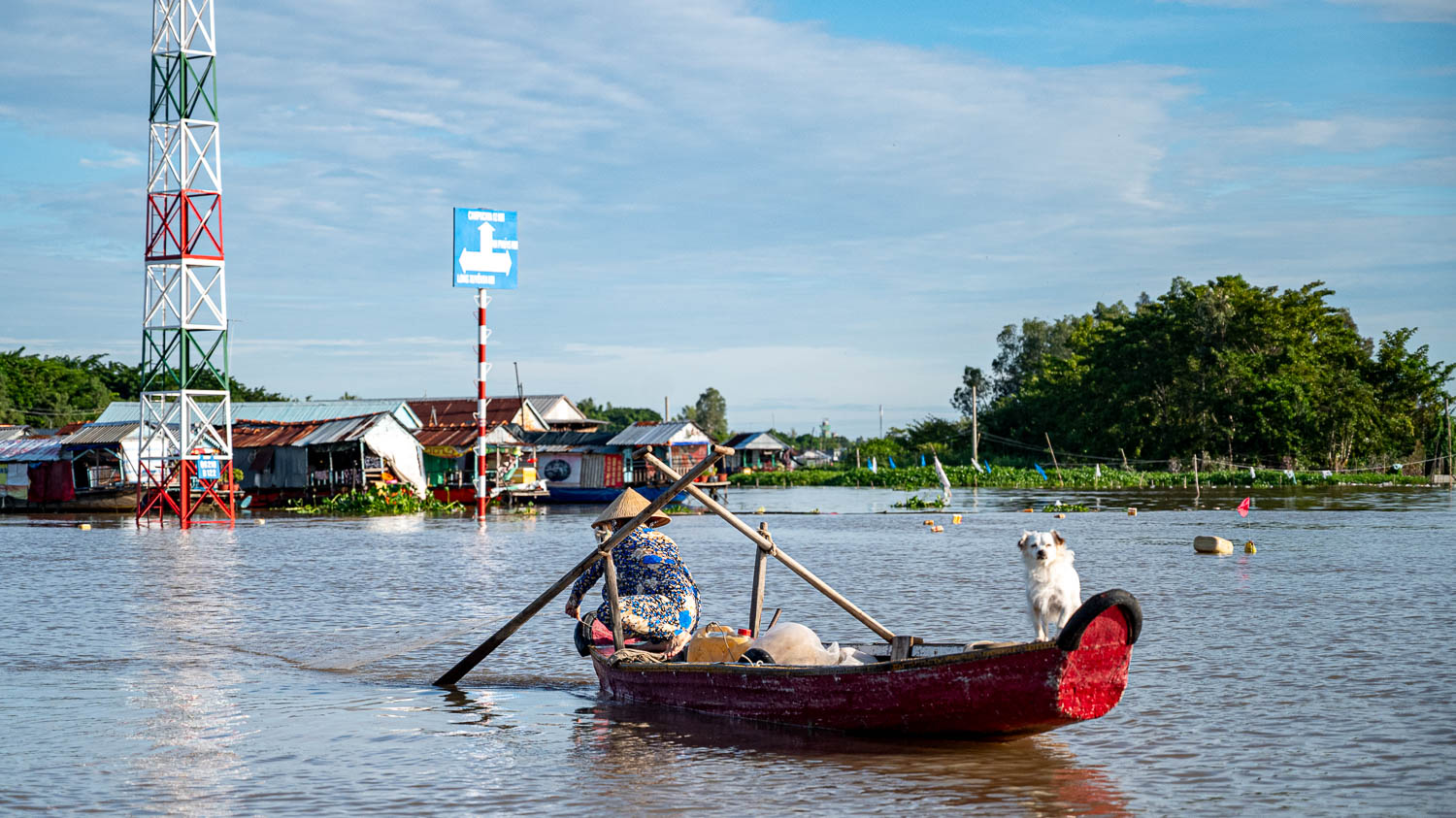 朱篤搭船遊彩色棚屋村與占族聚落|漂浮在湄公河上的生活與信仰故事 - 第17張圖