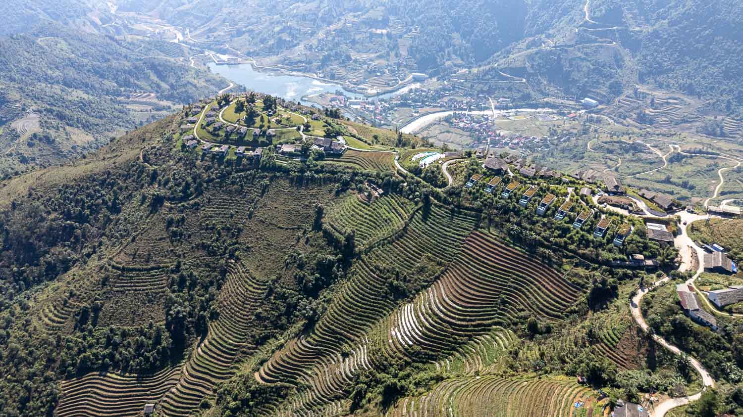 雲端山谷裡的仙境度假村!Topas Ecolodge 絕美山居旅,一次擁抱沙壩的純淨與靜謐 - 第1張圖