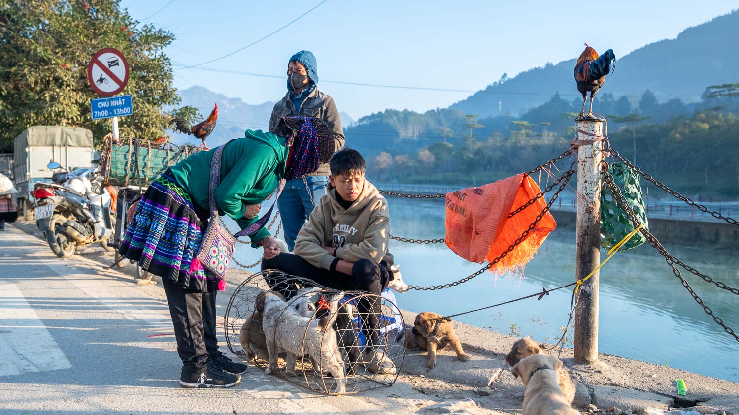 一週熱鬧一次的高原盛會!傳統北河文化市場及夜市傳奇魅力,老司機說 Chợ Văn Hóa Bắc Hà 強烈推薦非去不可 - 第17張圖