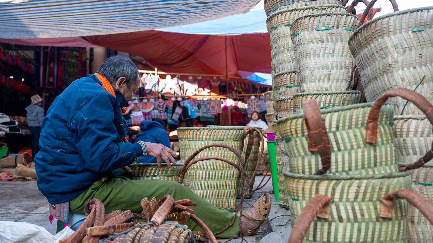 一週熱鬧一次的高原盛會!傳統北河文化市場及夜市傳奇魅力,老司機說 Chợ Văn Hóa Bắc Hà 強烈推薦非去不可 - 第21張圖