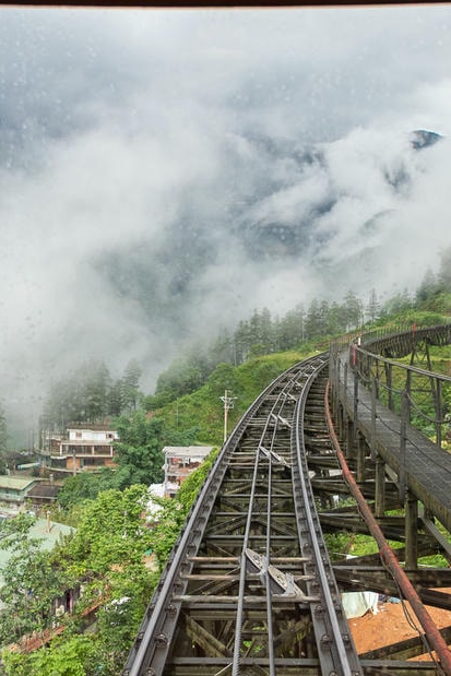 菜鳥和懶人懂的沙壩自由行攻略｜從3天2夜快閃到7天6夜深度之旅秒安排，輕鬆拿捏交通及吃喝玩樂超實用懶人包