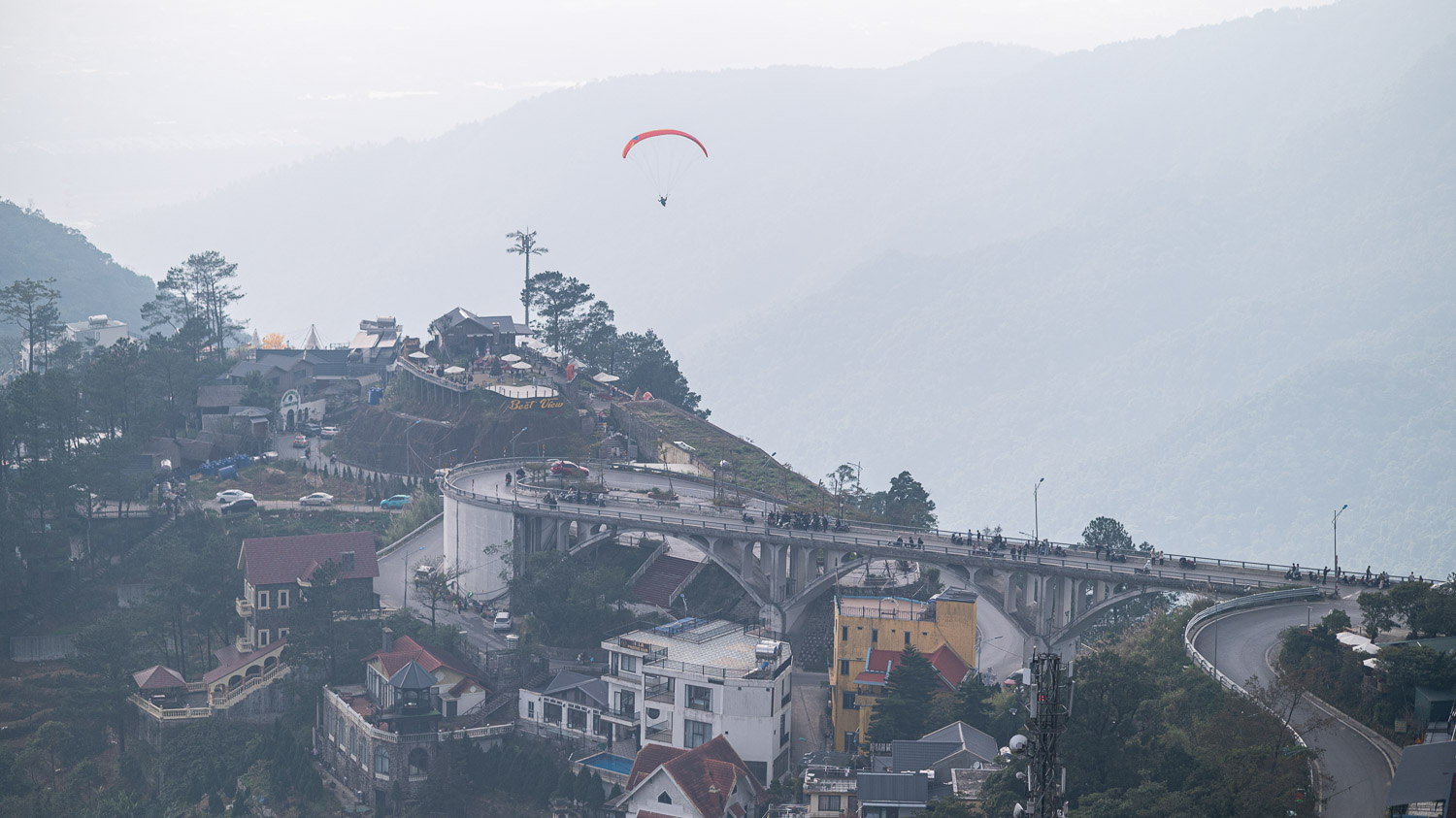 河內週末去哪兒？三島 Tam Đảo 的慢活時光：漫山雲霧歐風城堡遊石頭老教堂及品嚐特色佳餚