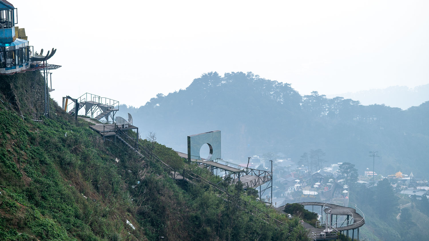 河內週末去哪兒？三島 Tam Đảo 的慢活時光：漫山雲霧歐風城堡遊石頭老教堂及品嚐特色佳餚