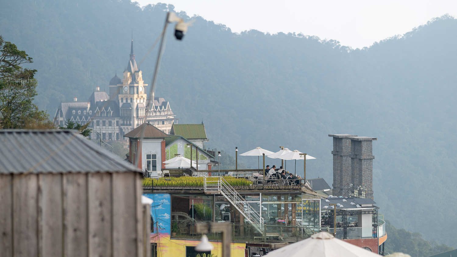河內週末去哪兒？三島 Tam Đảo 的慢活時光：漫山雲霧歐風城堡遊石頭老教堂及品嚐特色佳餚