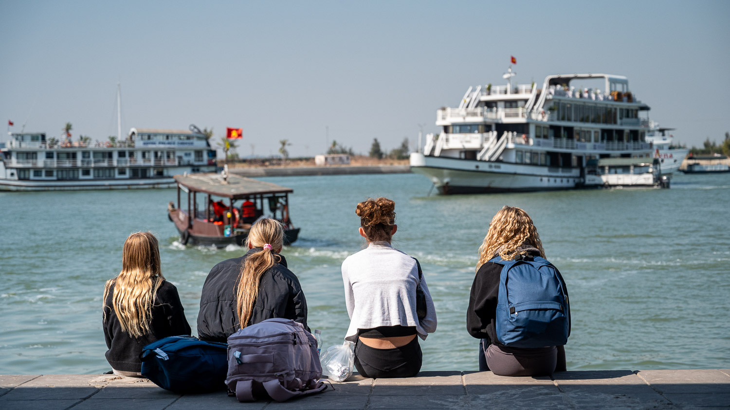按摩浴缸邊賞世界遺產！L’amour Cruise 浪琴號玩轉下龍灣精華及舌尖上美味