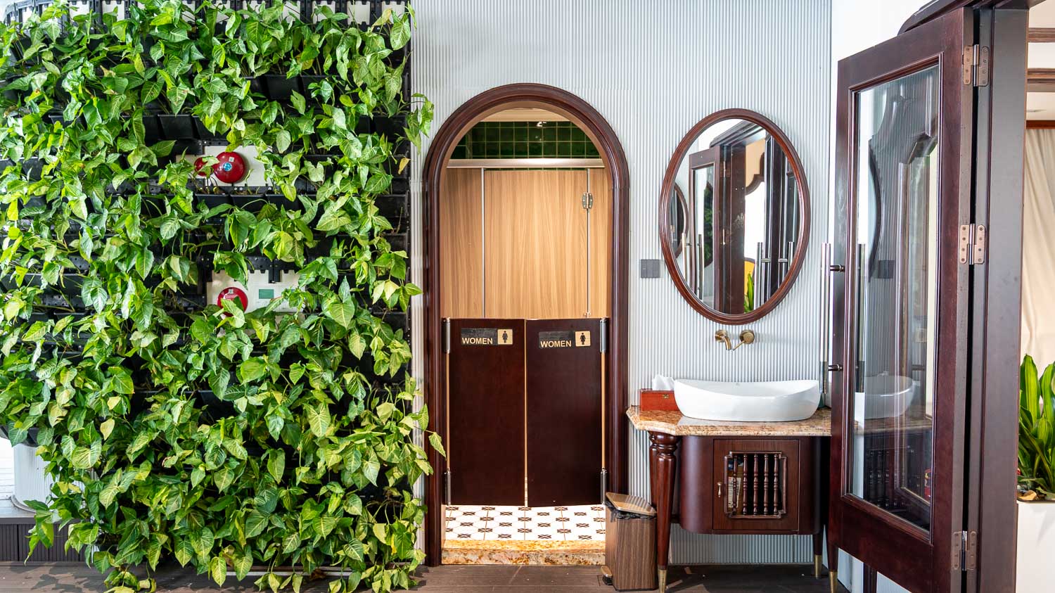 按摩浴缸邊賞世界遺產！L’amour Cruise 浪琴號玩轉下龍灣精華及舌尖上美味