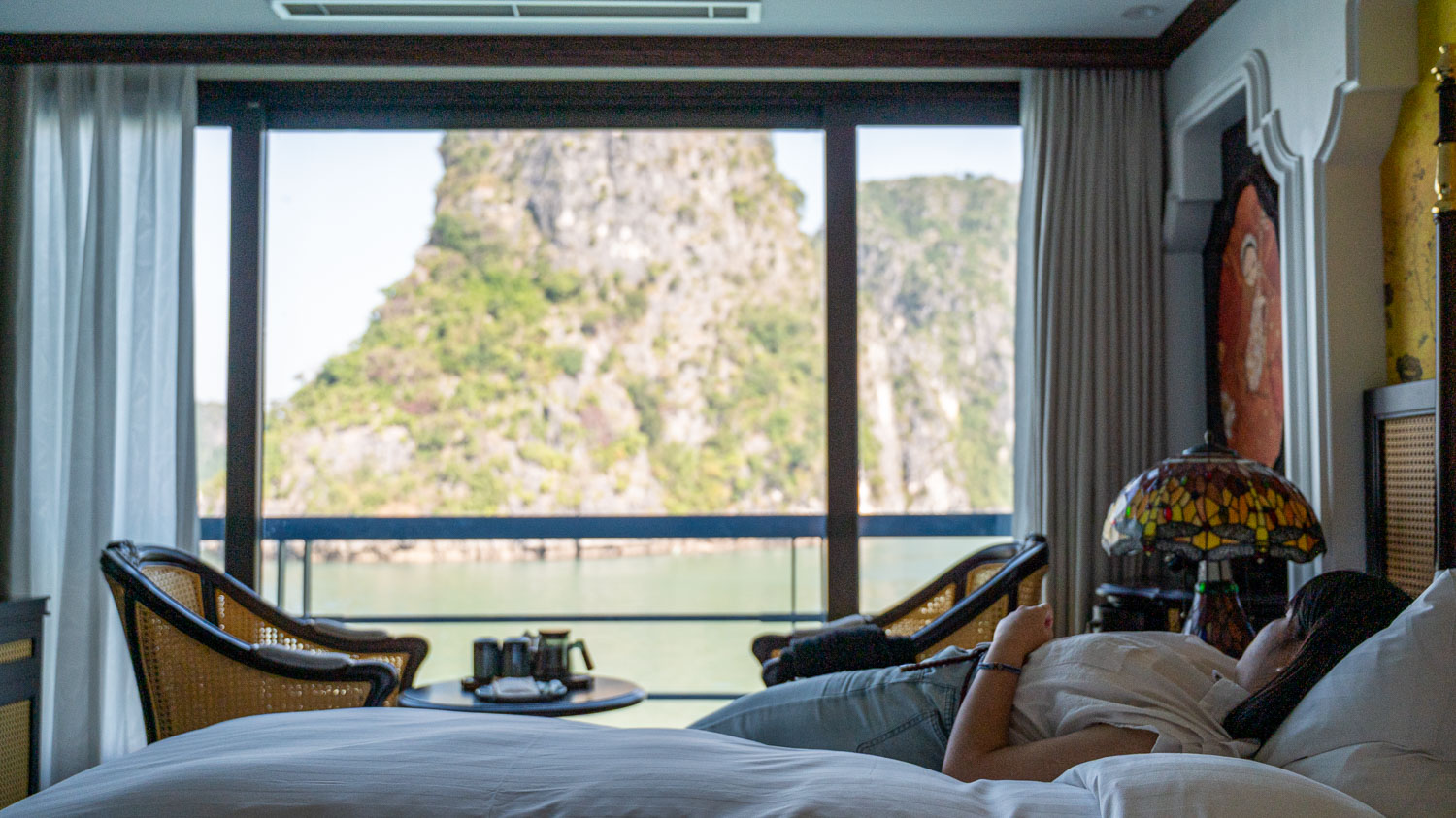 按摩浴缸邊賞世界遺產！L’amour Cruise 浪琴號玩轉下龍灣精華及舌尖上美味