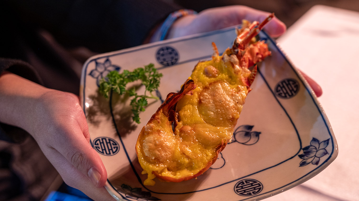 按摩浴缸邊賞世界遺產！L’amour Cruise 浪琴號玩轉下龍灣精華及舌尖上美味