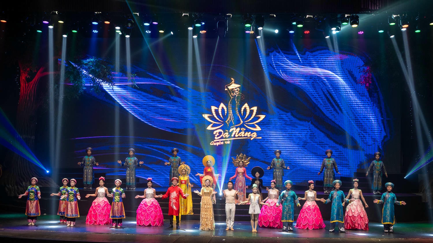 峴港必看魅力秀 Charming Danang Show 精湛表演,展現夜晚前最精彩的文化饗宴 - 第6張圖 峴港必看魅力秀 Charming Danang Show 精湛表演,展現夜晚前最精彩的文化饗宴