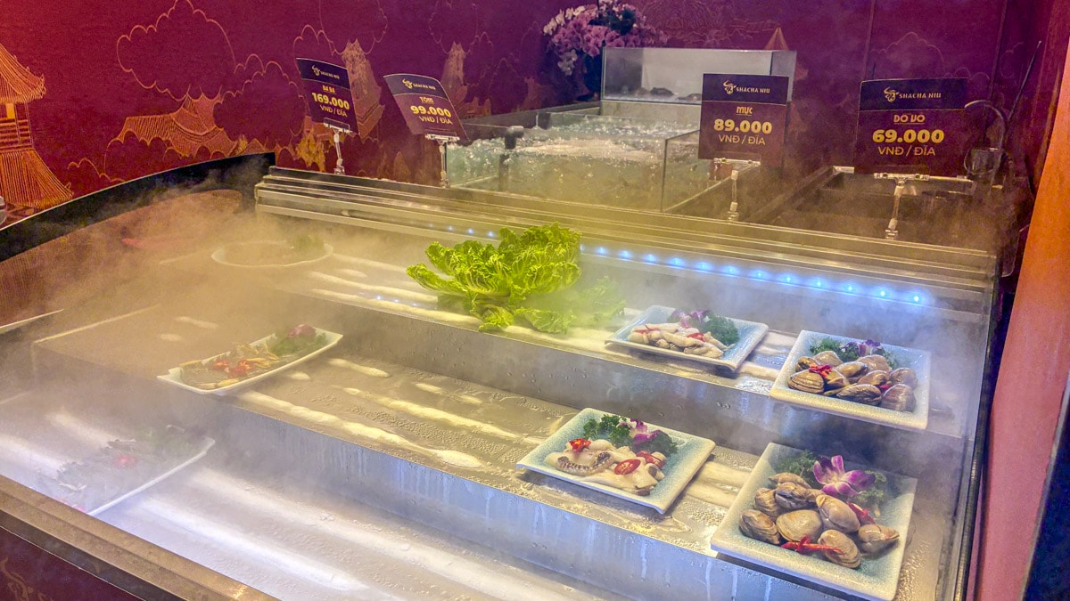 河內肉食系必衝!ShaCha Níu 手工現切牛肉無限續,以臺南牛肉湯的吃法來享用,沙茶醬和XO醬都好吃到爆擊連連 - 第7張圖 河內肉食系必衝!ShaCha Níu 手工現切牛肉無限續,以臺南牛肉湯的吃法來享用,沙茶醬和XO醬都好吃到爆擊連連
