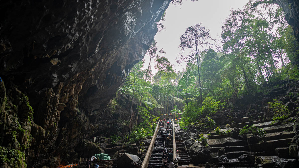 一趟山水與信仰交織的旅程|從燕溪到山巒探訪「南天第一洞」香水寺,感受山霧繚繞中的古剎傳說 - 第16張圖 一趟山水與信仰交織的旅程|從燕溪到山巒探訪「南天第一洞」香水寺,感受山霧繚繞中的古剎傳說