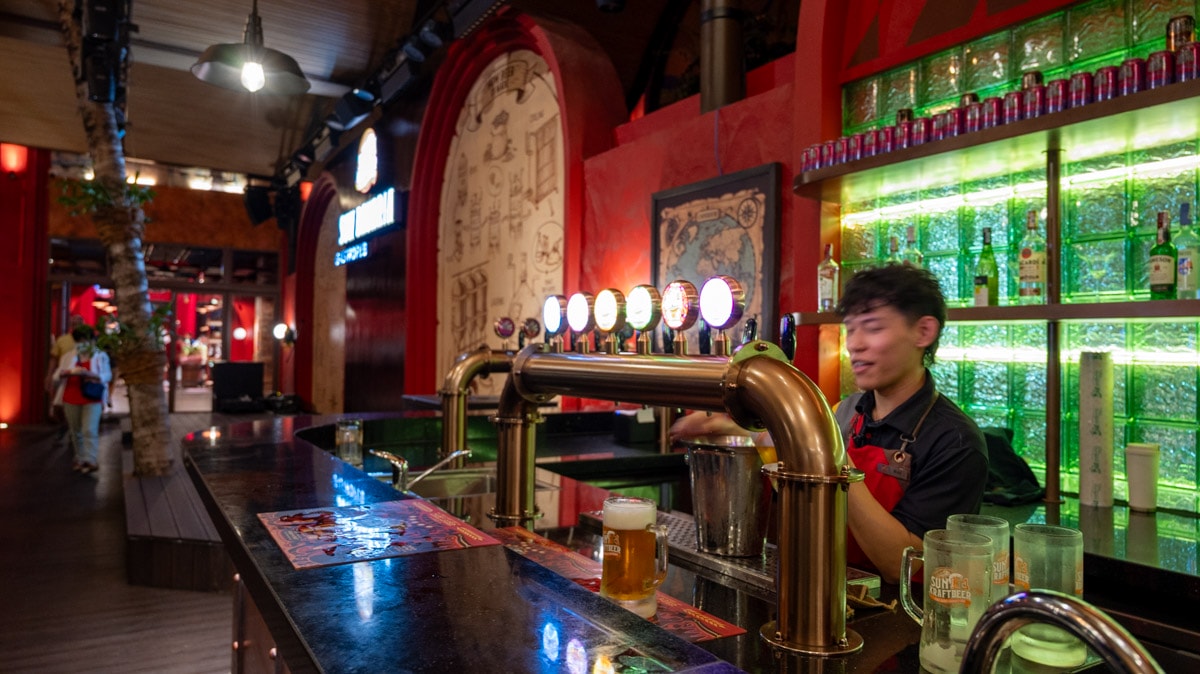 越夜越美麗:當德式精釀啤酒遇上親吻橋璀璨煙火,在 Sun Bavaria GastroPub 邂逅的感官盛宴 - 第12張圖 越夜越美麗:當德式精釀啤酒遇上親吻橋璀璨煙火,在 Sun Bavaria GastroPub 邂逅的感官盛宴