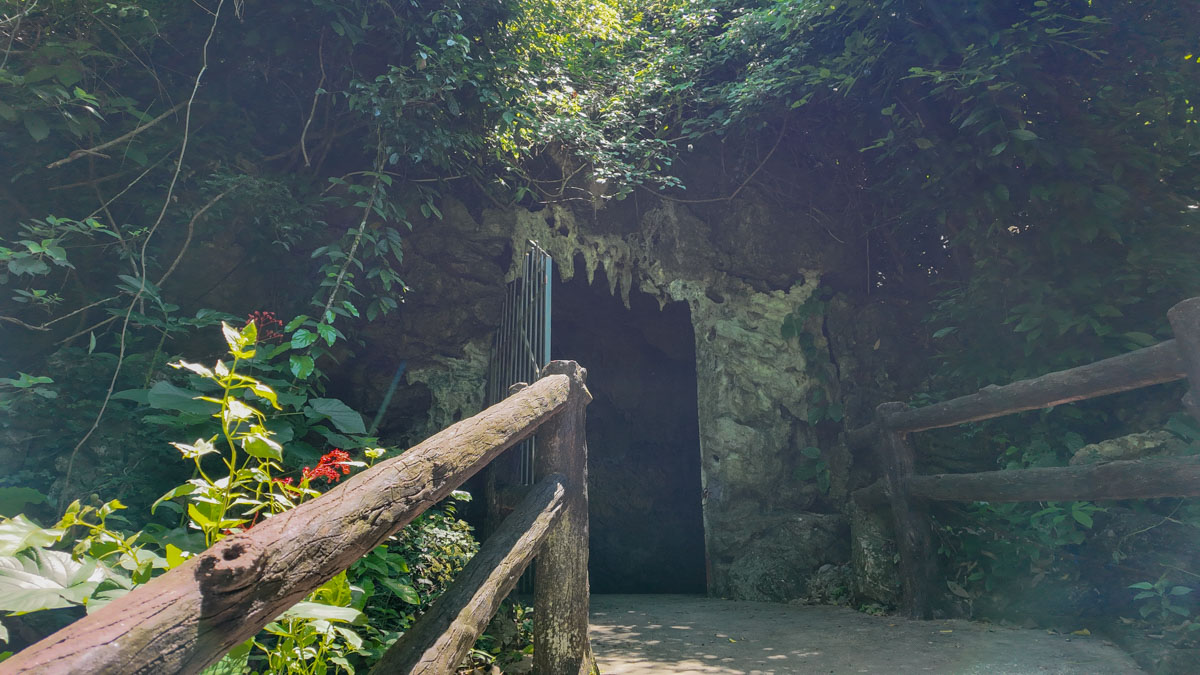 吉婆島秘境探險 Động Hoa Cương：揭開「花崗洞」的鑽石光芒與大自然的鬼斧神工