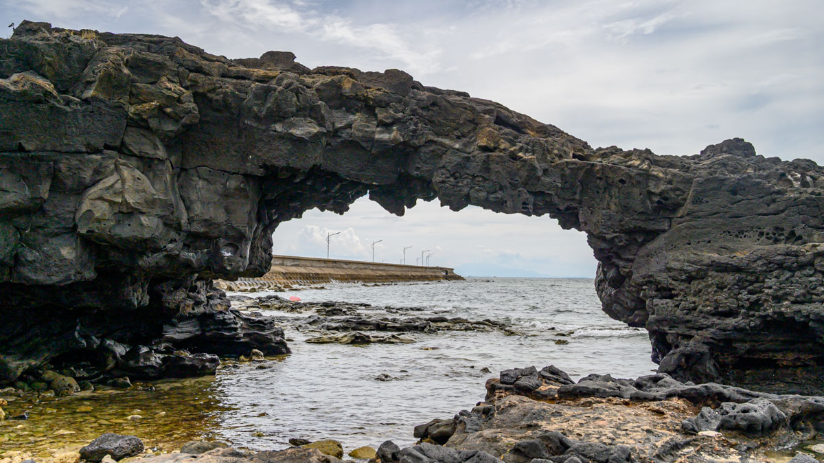 越南中部秘境:李山島(Lý Sơn)深度旅遊攻略!火山岩壁下的隱世之島,突上演海島大逃亡劇情 - 第3張圖 越南中部秘境:李山島(Lý Sơn)深度旅遊攻略!火山岩壁下的隱世之島,突上演海島大逃亡劇情