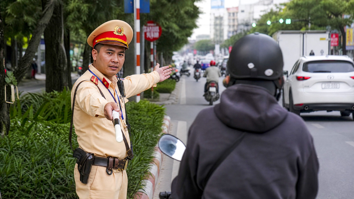 越南租車容易騎車難,持有國際駕照就萬無一失?別讓「無照駕駛」毀了你的假期與保險理賠 - 第3張圖 越南租車容易騎車難,持有國際駕照就萬無一失?別讓「無照駕駛」毀了你的假期與保險理賠